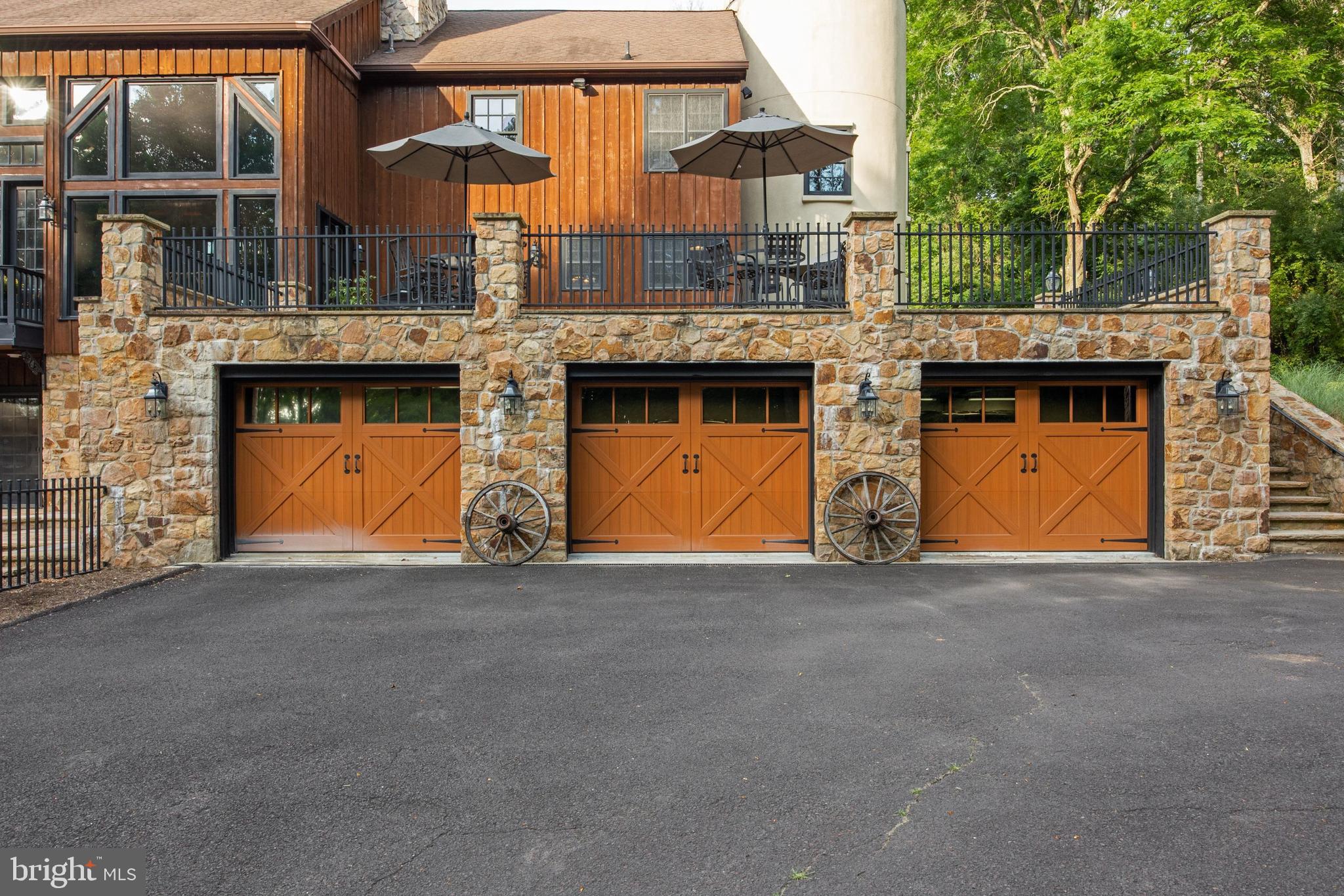 175 Pleasant Valley Road Titusville, NJ 08560 - Photo 100 of 137 Main Home Attached Garage 3 Bays, Room For 4 Cars