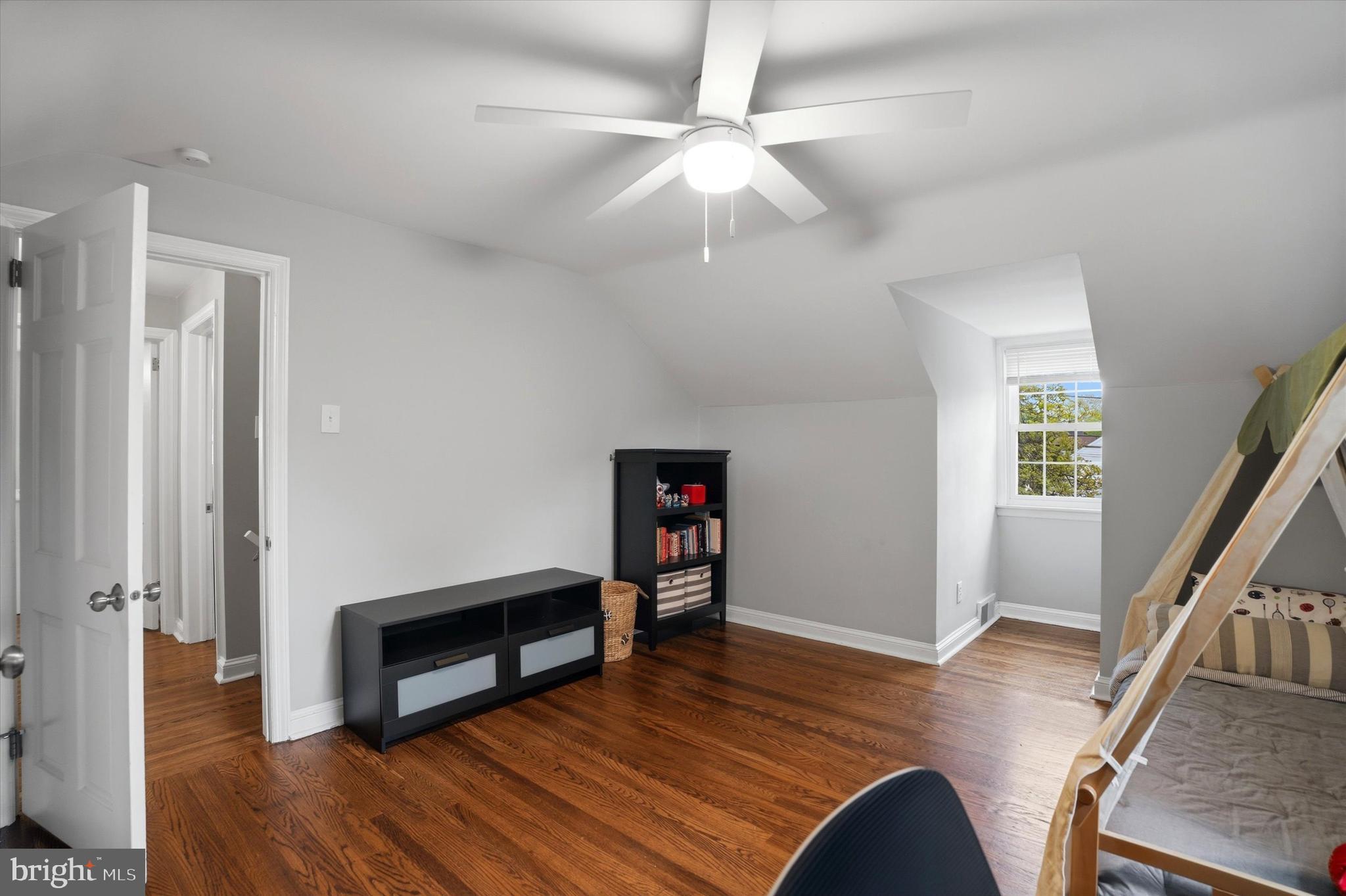 208 Parham Road Springfield, PA 19064 - Photo 26 of 39 Bedroom 3