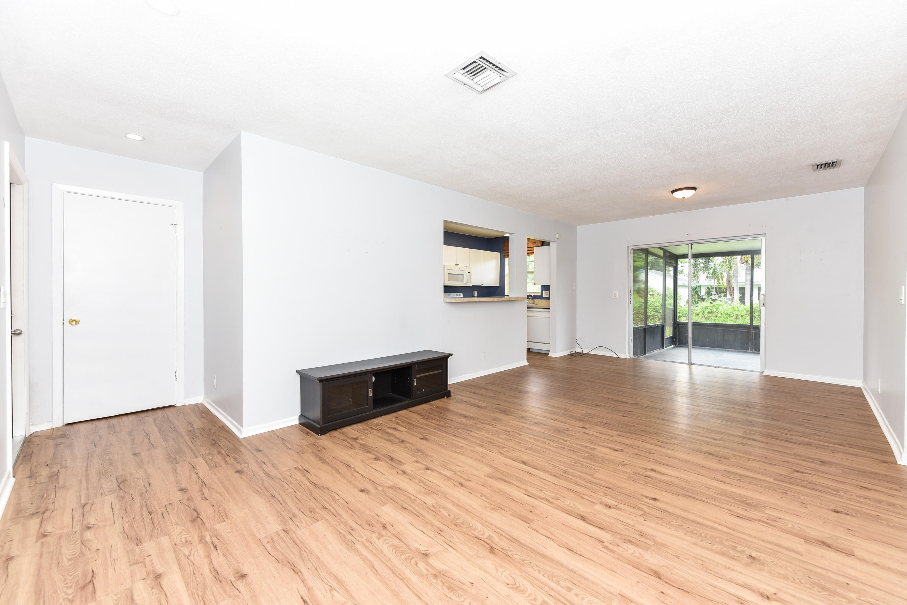 3709 Atlantic Road Palm Beach Gardens, FL 33410 - Photo 3 of 22 3709 Atlantic Rd_reshoot_Selene LaFazia_