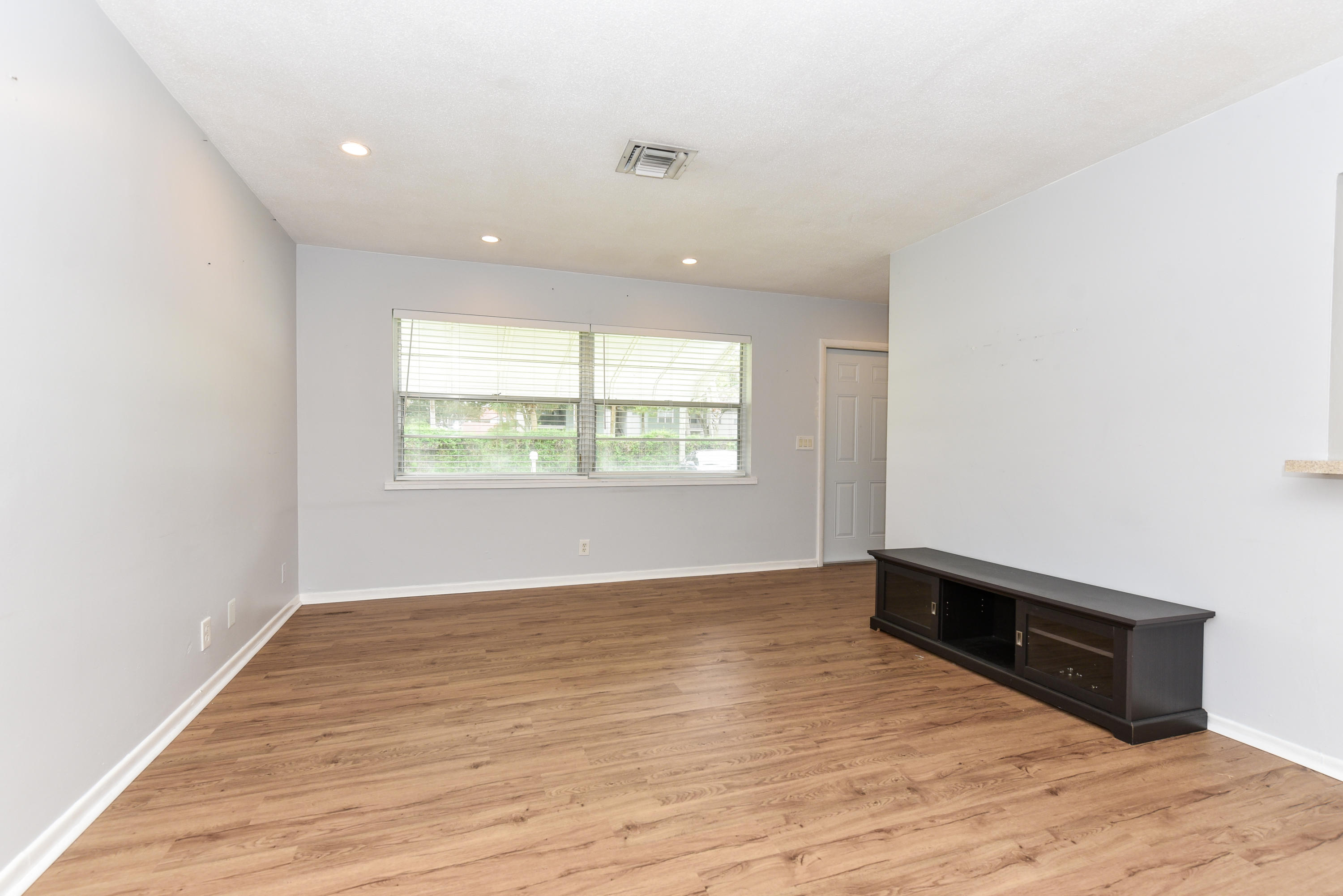 3709 Atlantic Road Palm Beach Gardens, FL 33410 - Photo 4 of 22 3709 Atlantic Rd_reshoot_Selene LaFazia_