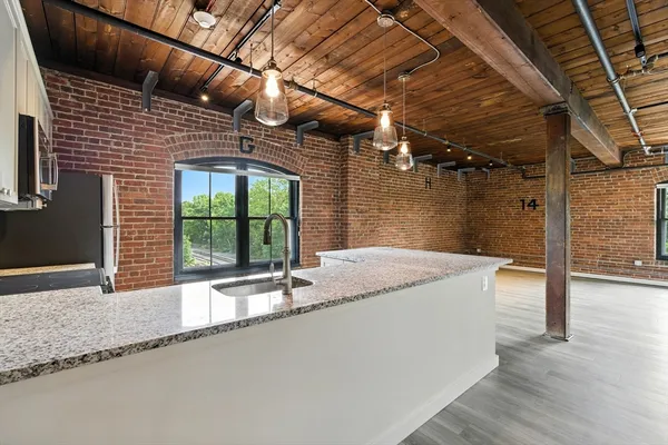 $359,000 | 55 Sterling Street, Unit 306, Clinton, MA 01510