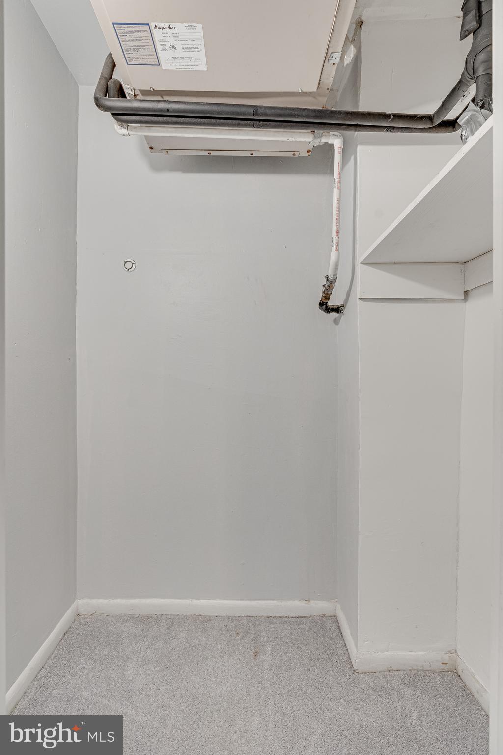 9473 Fairfax Boulevard, Unit 104 Fairfax, VA 22031 - Photo 20 of 32 a view of a small space