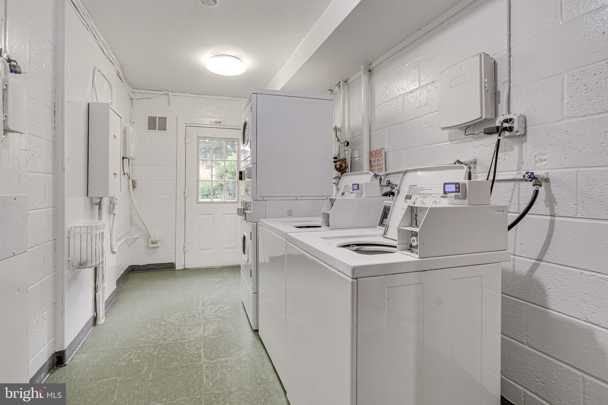 9473 Fairfax Boulevard, Unit 104 Fairfax, VA 22031 - Photo 23 of 32 a view of kitchen and sink