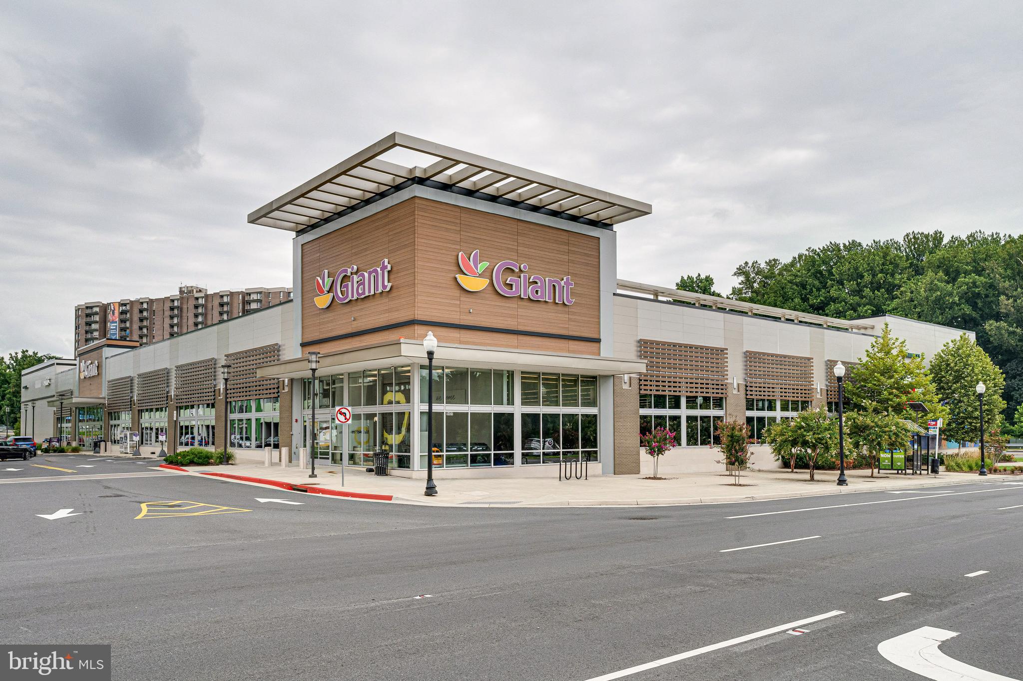 9473 Fairfax Boulevard, Unit 104 Fairfax, VA 22031 - Photo 32 of 32 a view of a building with a street