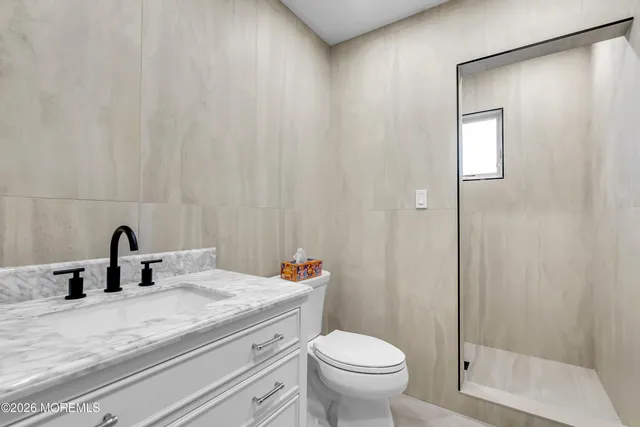 $65,000 | 455 West Lincoln Avenue, Oakhurst, NJ 07755