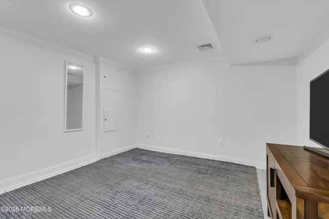 $65,000 | 455 West Lincoln Avenue, Oakhurst, NJ 07755