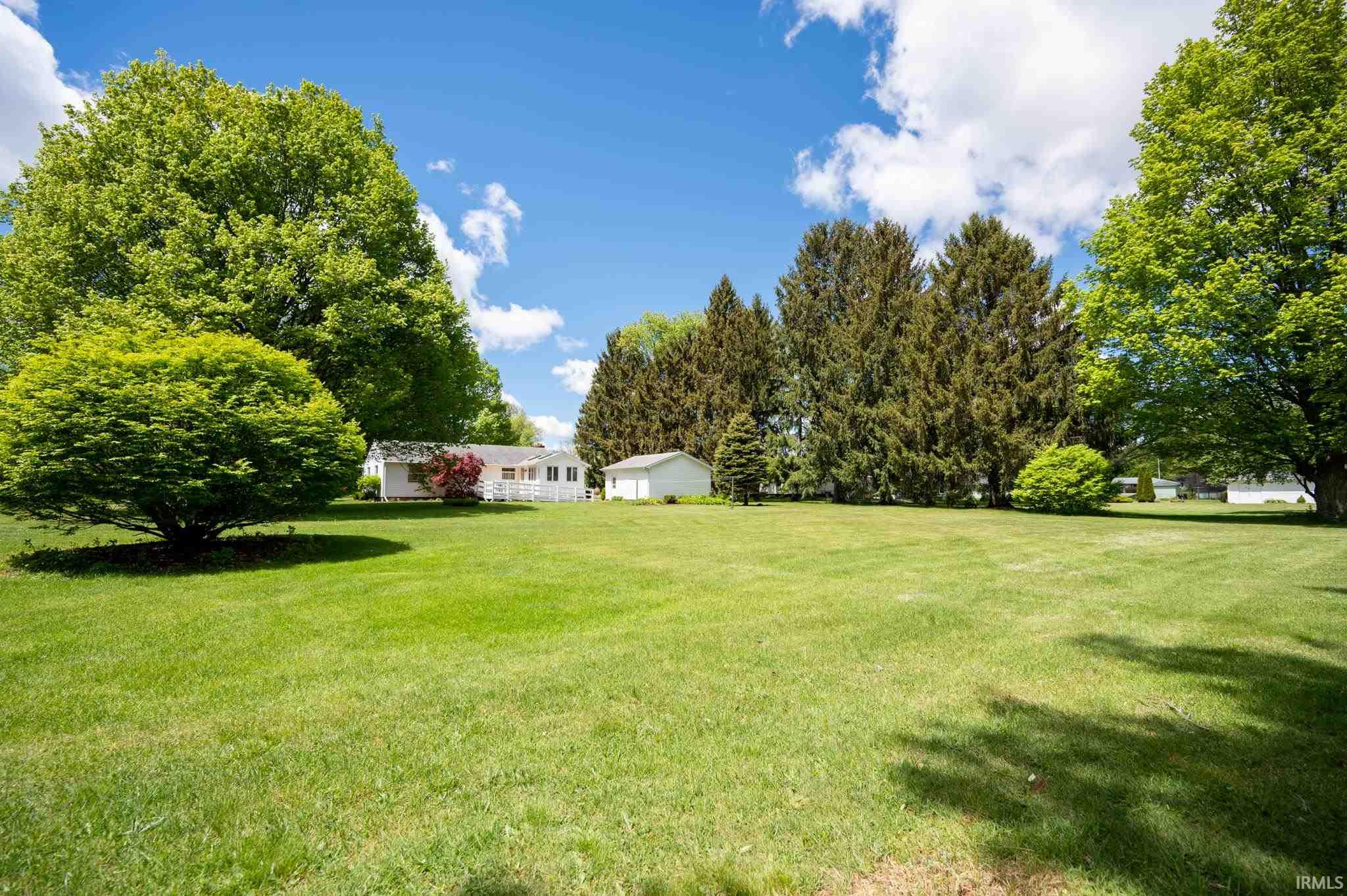 52084 Fir Road Granger, IN 46530 - Photo 6 of 24 Gallery Image 6