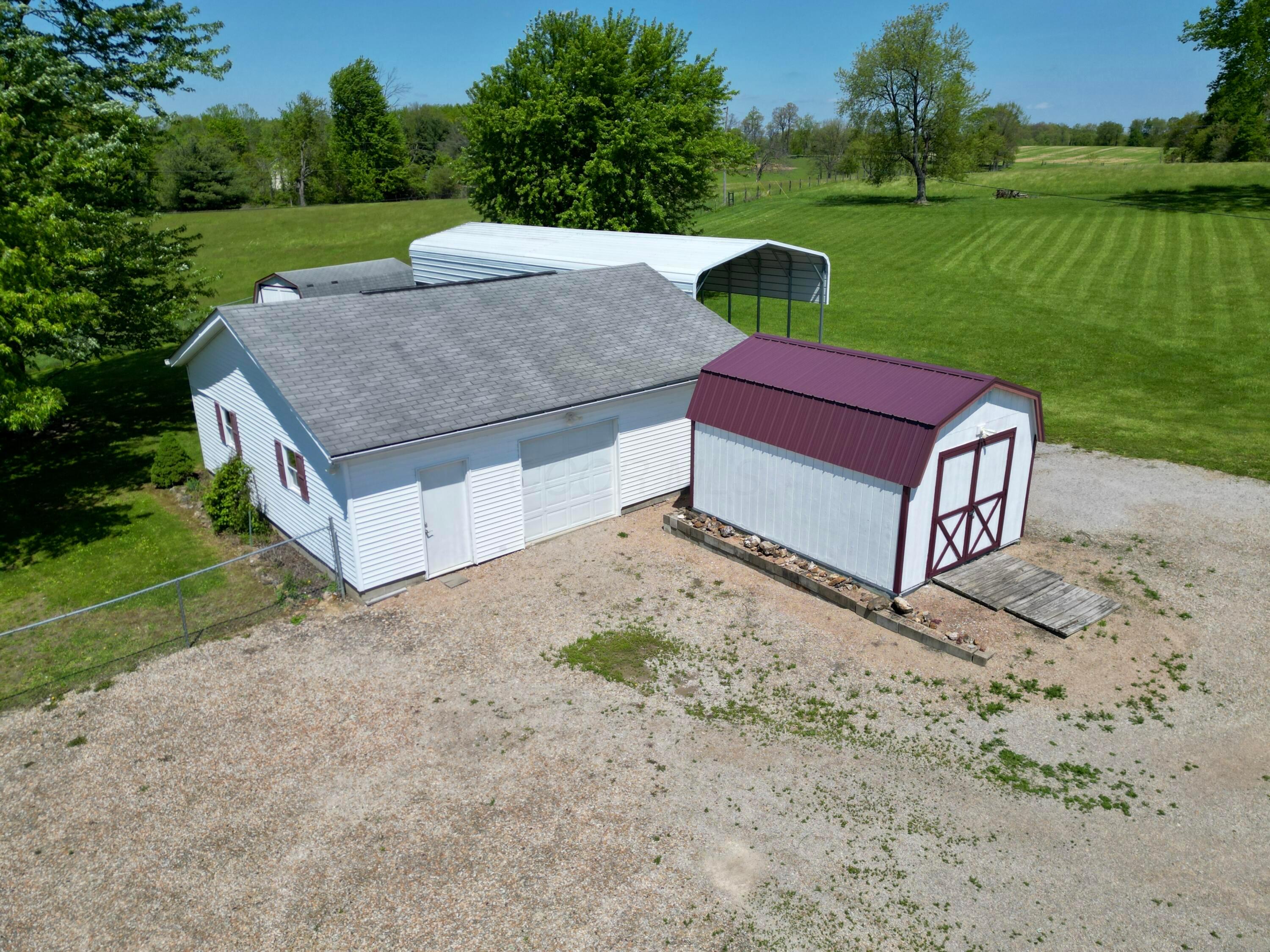 2760 Flint Ridge Road Hopewell, OH 43746 - Photo 8 of 64