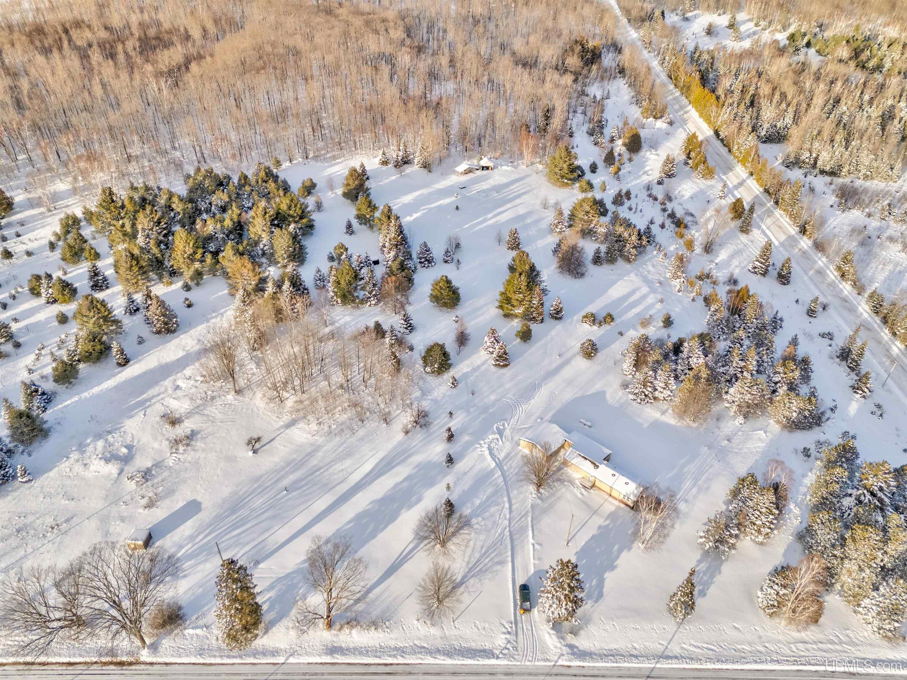 3640 Quarry Road Gulliver, MI 49840 - Photo 24 of 39 Gallery Image 24