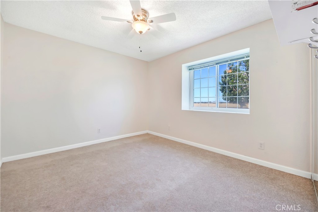 9742 East Ave R 8 Littlerock, CA 93543 - Photo 21 of 41