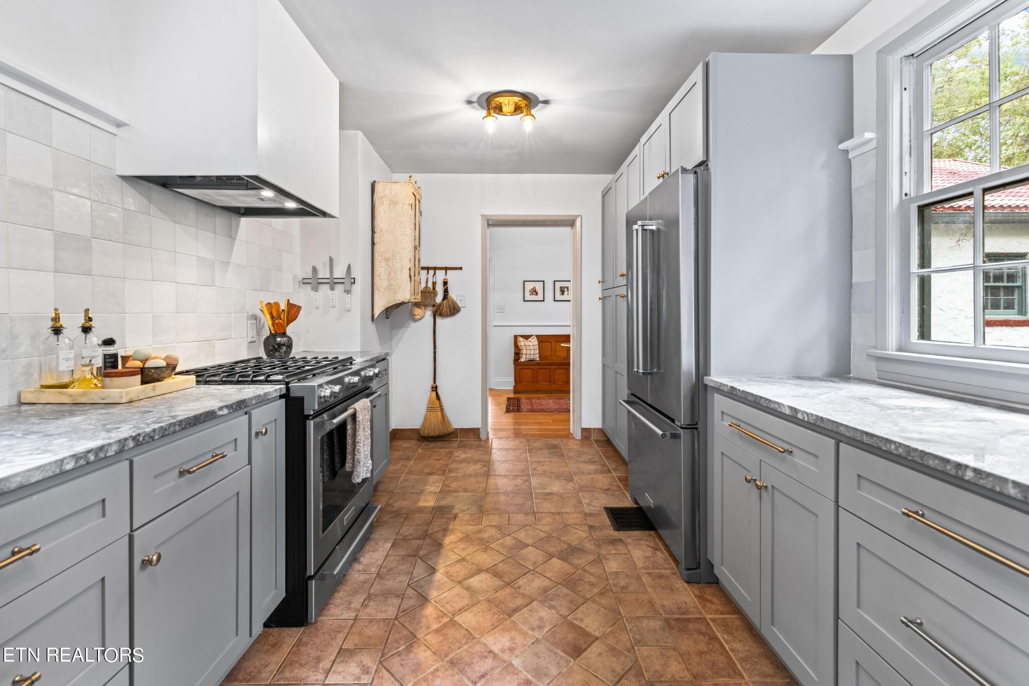 5801 East Sunset Road Knoxville, TN 37914 - Photo 12 of 45 Gallery Image 12