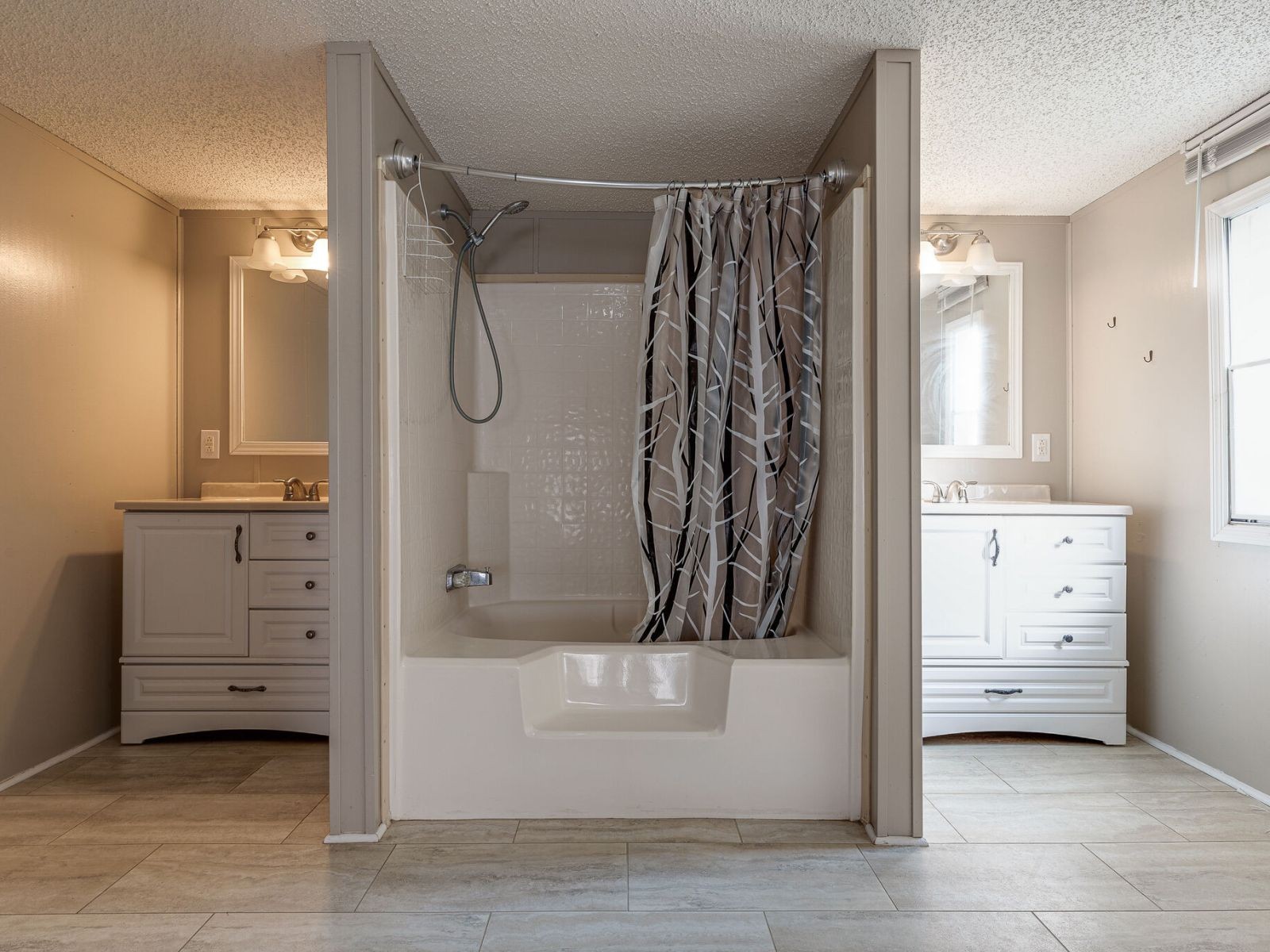 411 Stage Road Charlotte, TN 37036 - Photo 5 of 10 Gallery Image 5