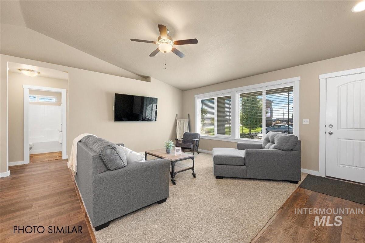 945 Twilight Street Weiser, ID 83672 - Photo 4 of 22