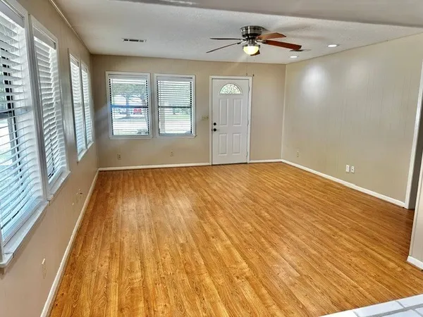 $2,000 | 30507 Quinn Road, Tomball, TX 77375