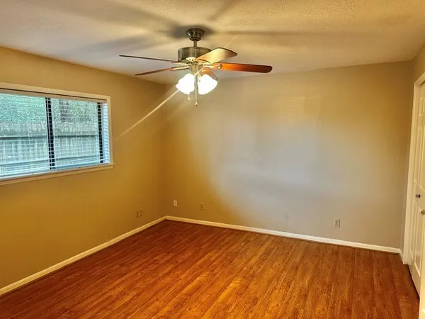 $2,000 | 30507 Quinn Road, Tomball, TX 77375