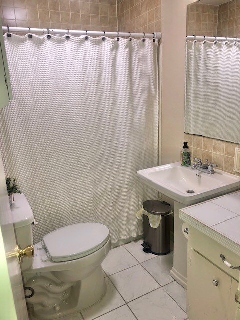 30507 Quinn Road Tomball, TX 77375 - Photo 9 of 33 Hall bath when the home was occupied