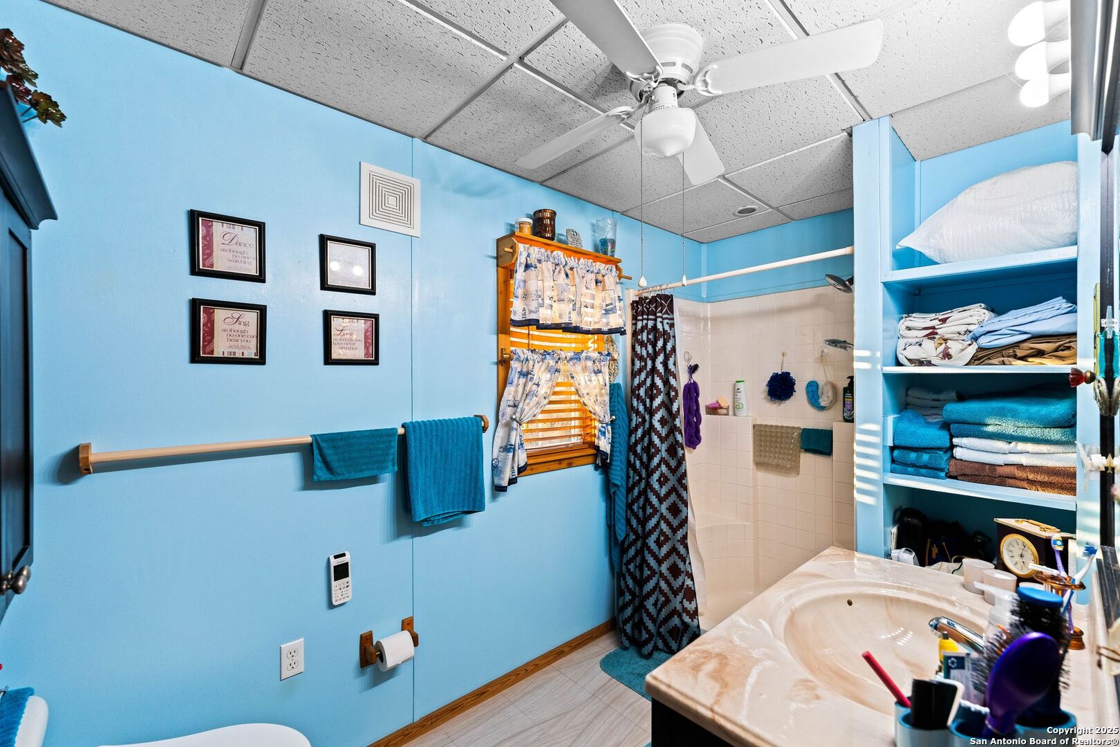 256 County Road 5716 Lytle, TX 78052 - Photo 21 of 59