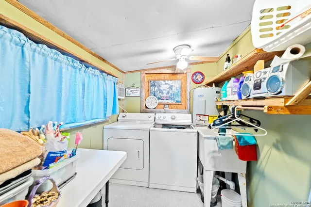 $380,000 | 256 County Road 5716, Lytle, TX 78052