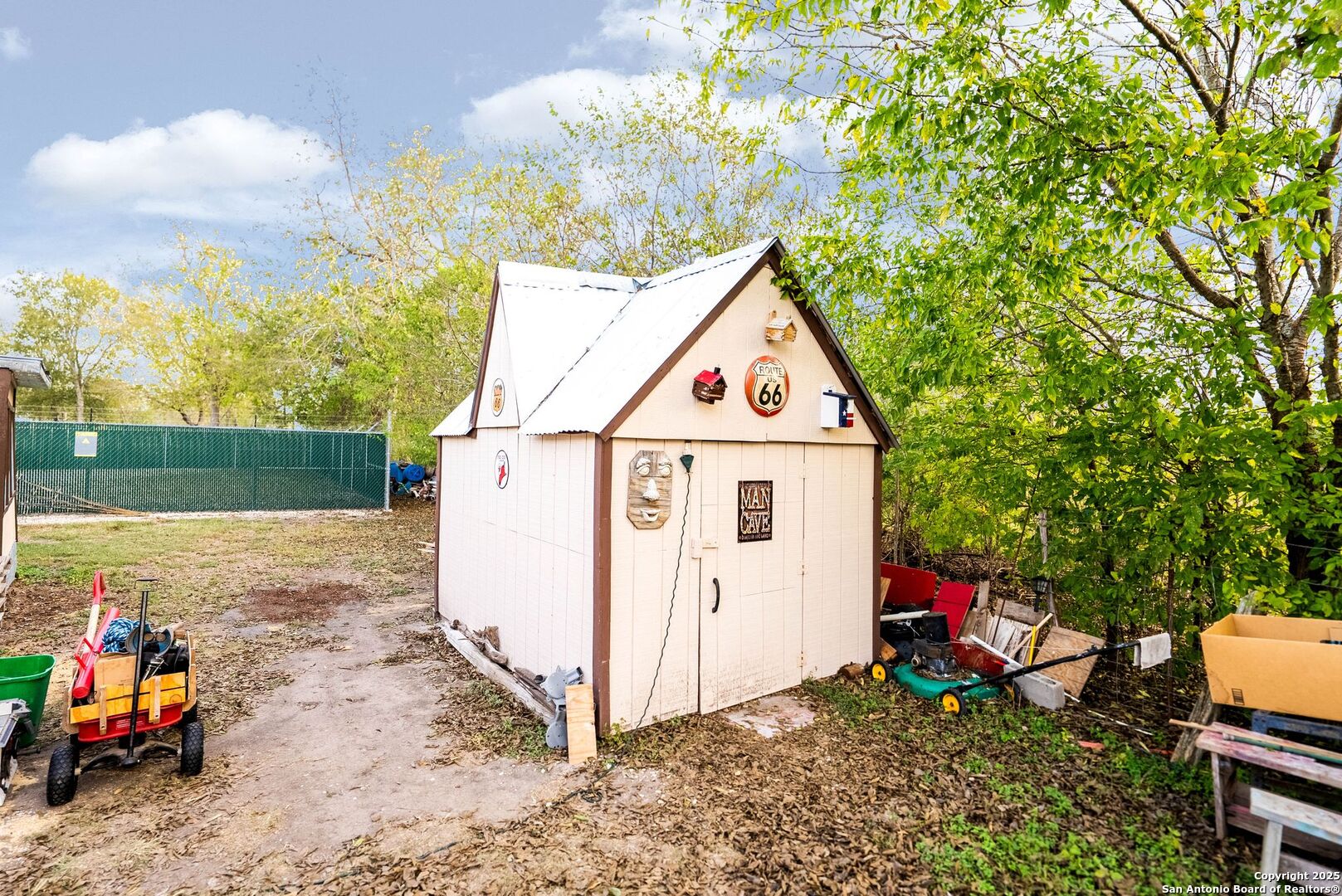 256 County Road 5716 Lytle, TX 78052 - Photo 46 of 59