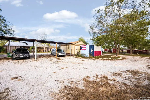 $380,000 | 256 County Road 5716, Lytle, TX 78052