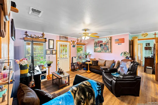 $380,000 | 256 County Road 5716, Lytle, TX 78052