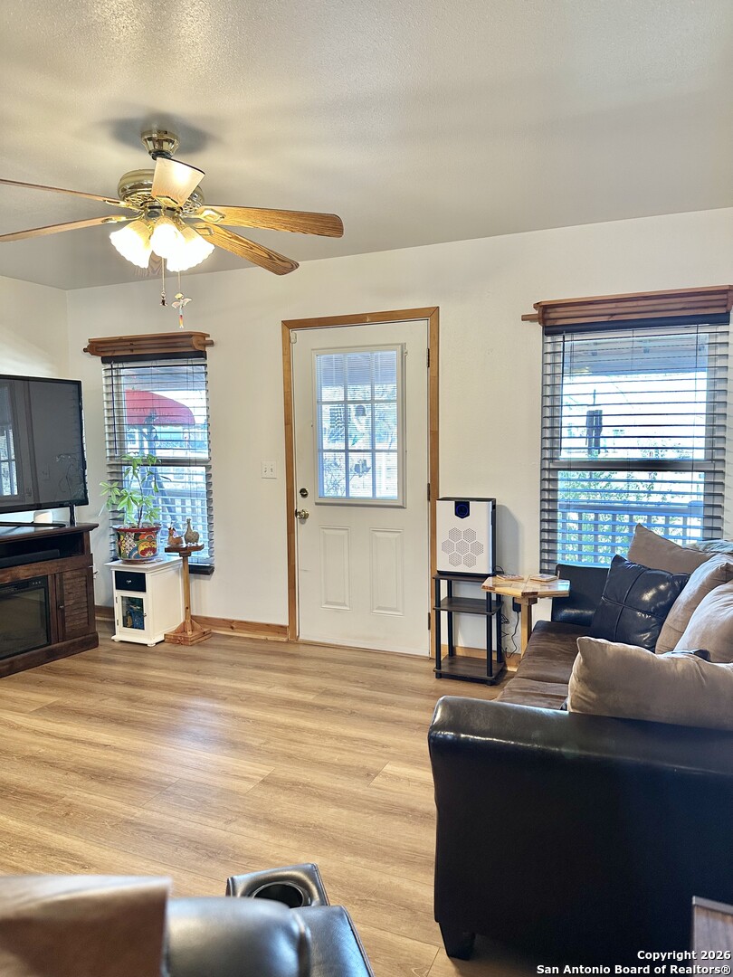 256 County Road 5716 Lytle, TX 78052 - Photo 5 of 59