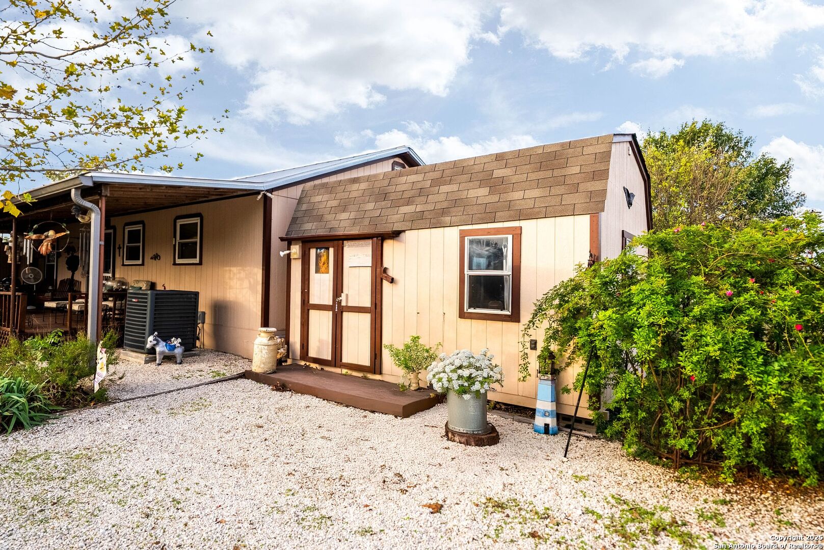 256 County Road 5716 Lytle, TX 78052 - Photo 52 of 59