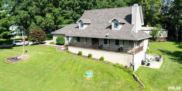 $410,000 | 8200 New City Road, Rochester, IL 62563