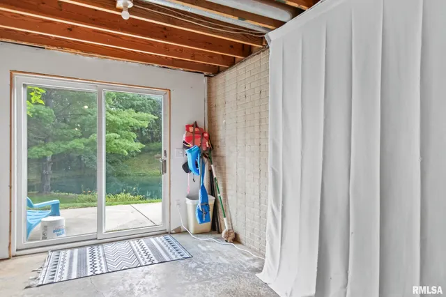 $410,000 | 8200 New City Road, Rochester, IL 62563