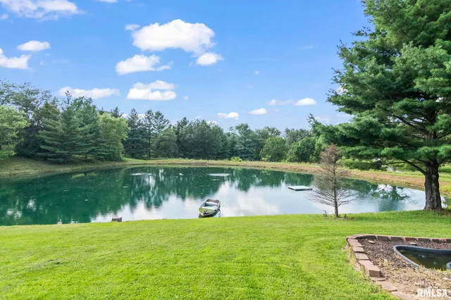 $410,000 | 8200 New City Road, Rochester, IL 62563