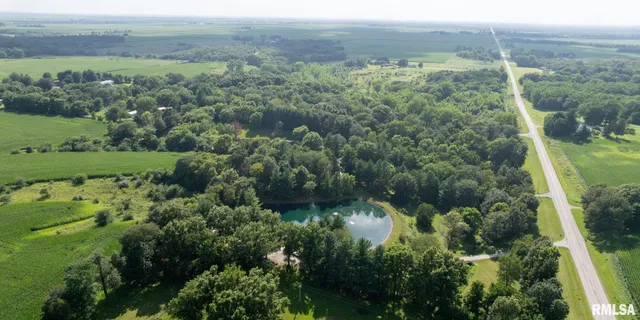 $410,000 | 8200 New City Road, Rochester, IL 62563