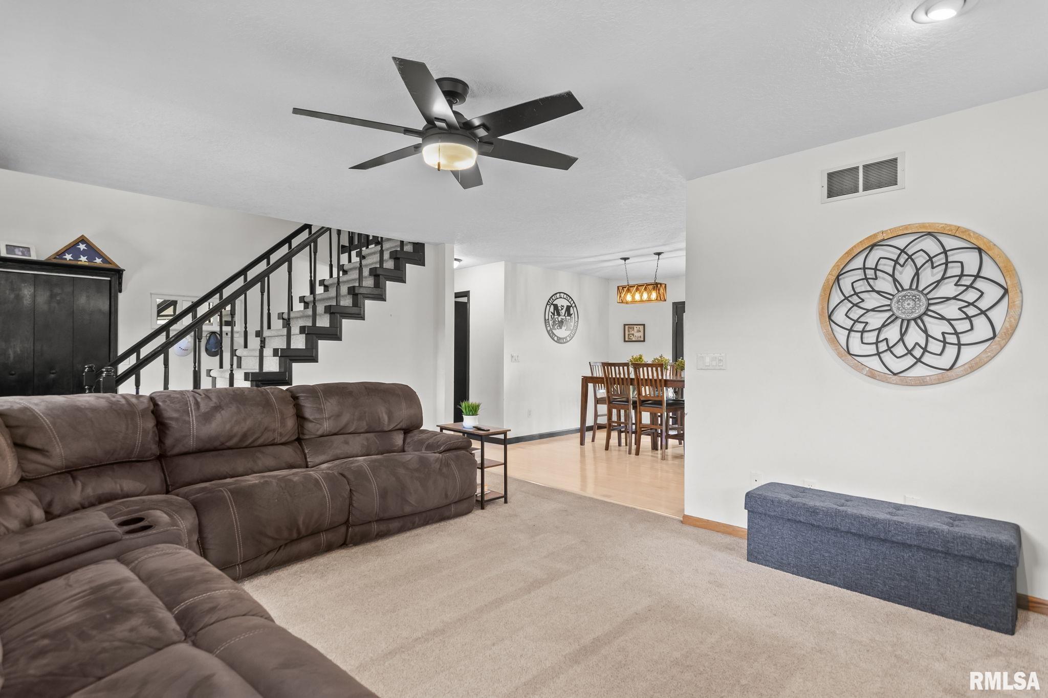 8200 New City Road Rochester, IL 62563 - Photo 7 of 42