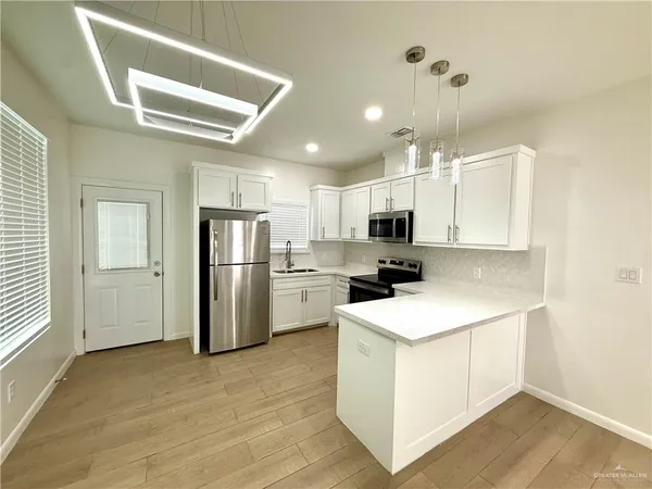 $1,050 | 5701 Ozark Avenue, Unit 3, Mission, TX 78573