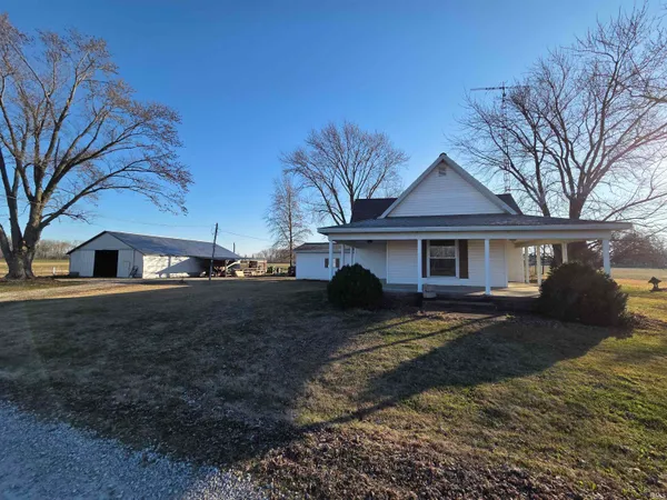 $400,000 | 10456 North 50th Road East, Plainville, IN 47568