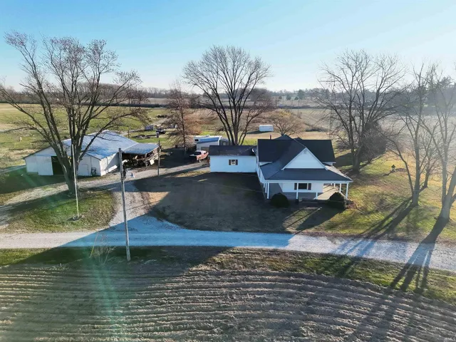 $439,000 | 10456 North 50th Road East, Plainville, IN 47568
