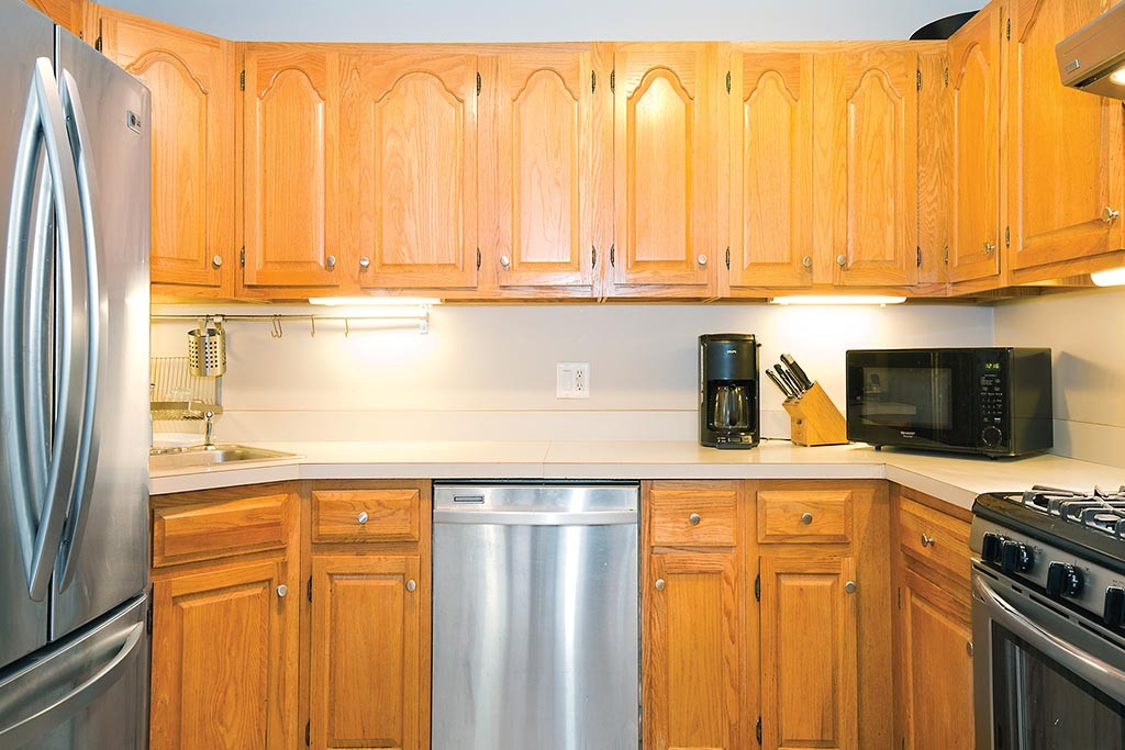 124 Winthrop Road, Unit 5 Brookline, MA 02445 - Photo 5 of 10
