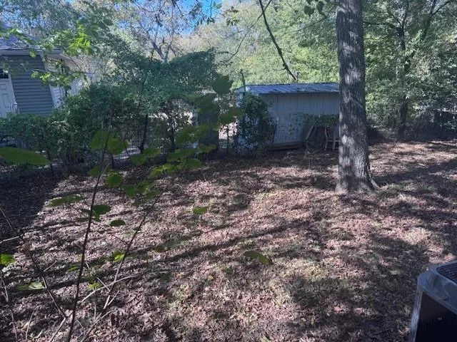 $1,150 | 121 8th Street Southeast, Paris, TX 75460