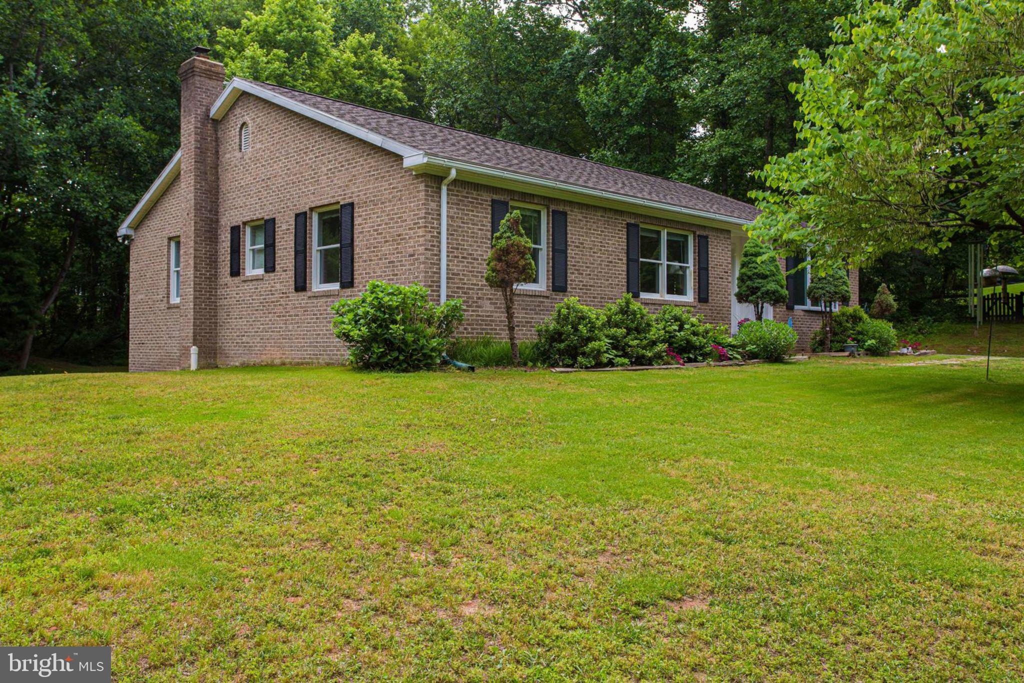 6800 Token Valley Road Manassas, VA 20112 - Photo 4 of 49 All Brick