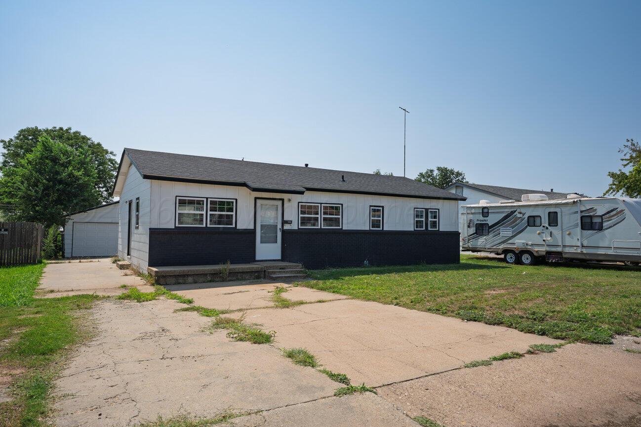 5013 South Bowie Street Amarillo, TX 79110 - Photo 1 of 43 Front