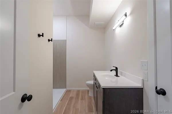$520,000 | 700 Pershing Drive, Unit 406, Camdenton, MO 65020