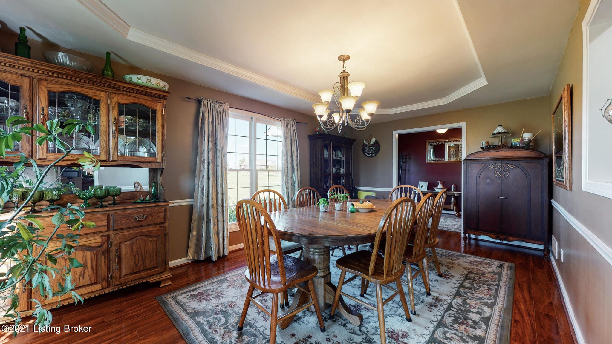 4403 Sulphur Road Sulphur, KY 40070 - Photo 9 of 37 First floor Dining Room angle 2