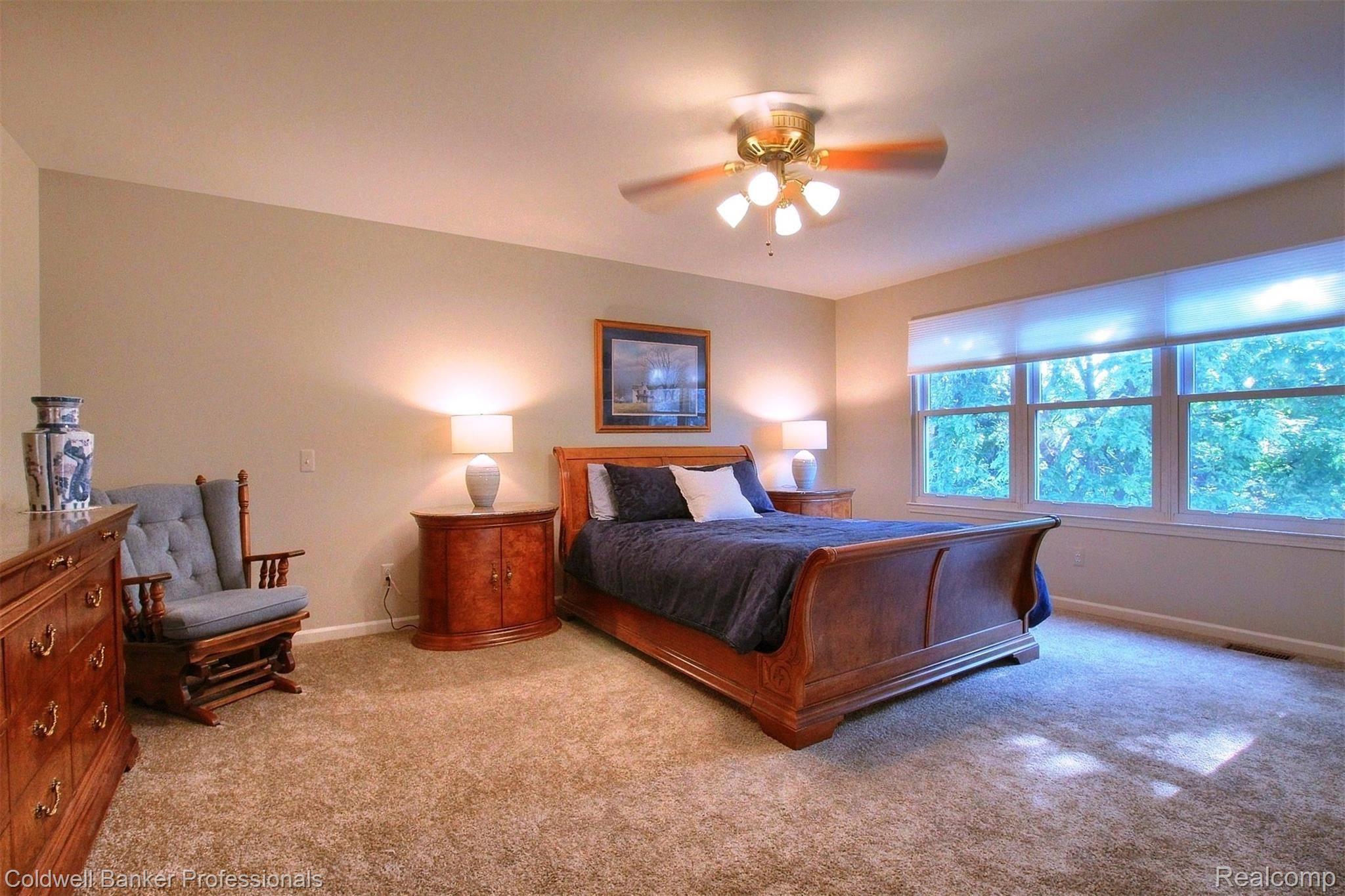 6742 Carlton Road Canton, MI 48187 - Photo 19 of 38 Spacious master bedroom
