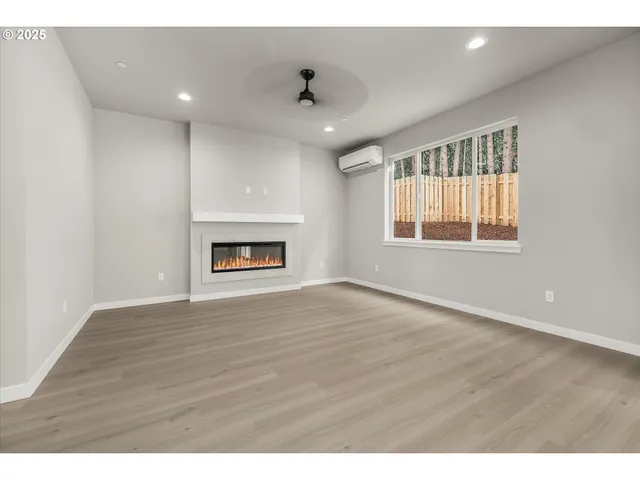 $558,700 | 296 Southwest Mawrcrest Avenue, Gresham, OR 97030