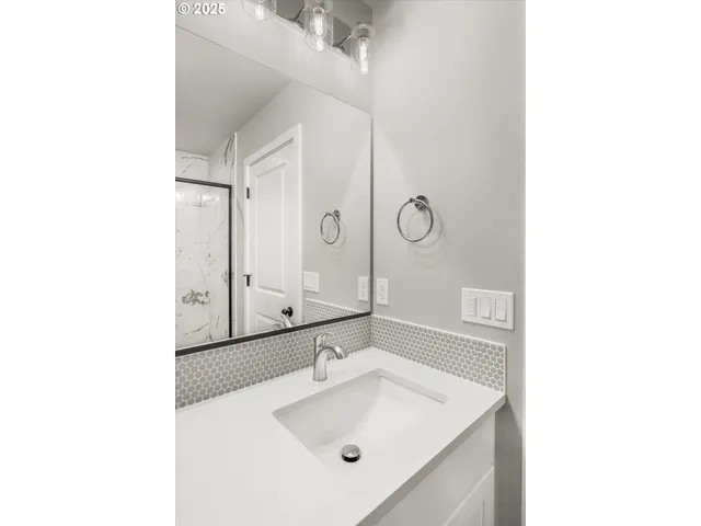 $558,700 | 296 Southwest Mawrcrest Avenue, Gresham, OR 97030