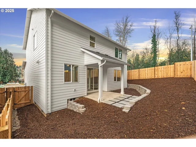 $558,700 | 296 Southwest Mawrcrest Avenue, Gresham, OR 97030