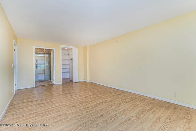 $290,000 | 1100 Clove Road, Unit 60 | Silver Lake