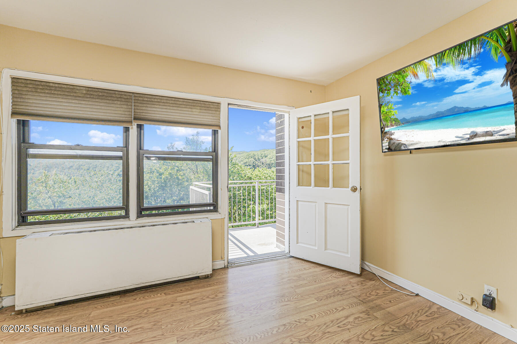 1100 Clove Road, Unit 60 Staten Island, NY 10301 - Photo 8 of 25 a view of a room that has a large window