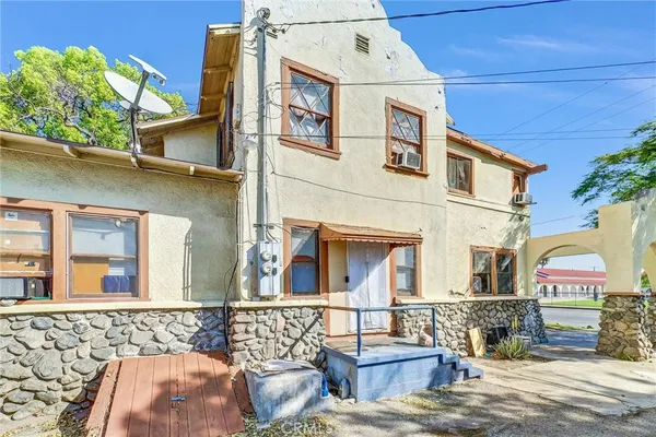 $724,000 | 593 North San Antonio Avenue, Pomona, CA 91767