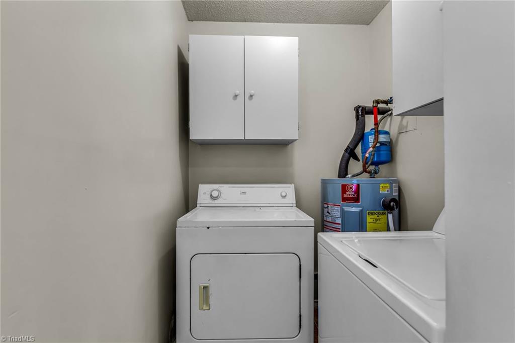 3215 Rockingham Road High Point, NC 27265 - Photo 14 of 31