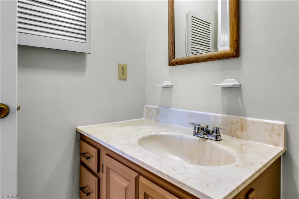 3215 Rockingham Road High Point, NC 27265 - Photo 19 of 31